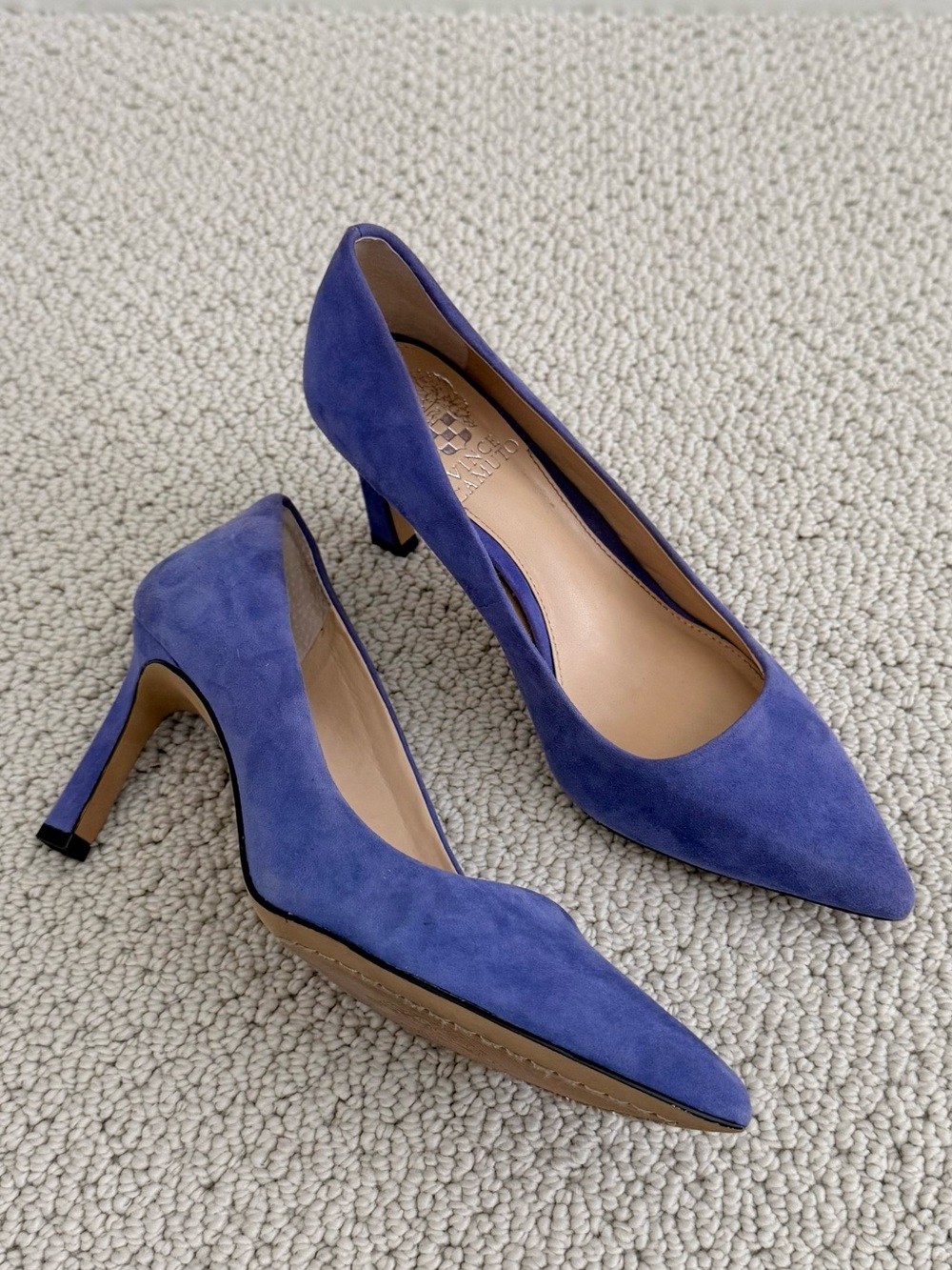 Vince Camuto Retsie Suede Pump